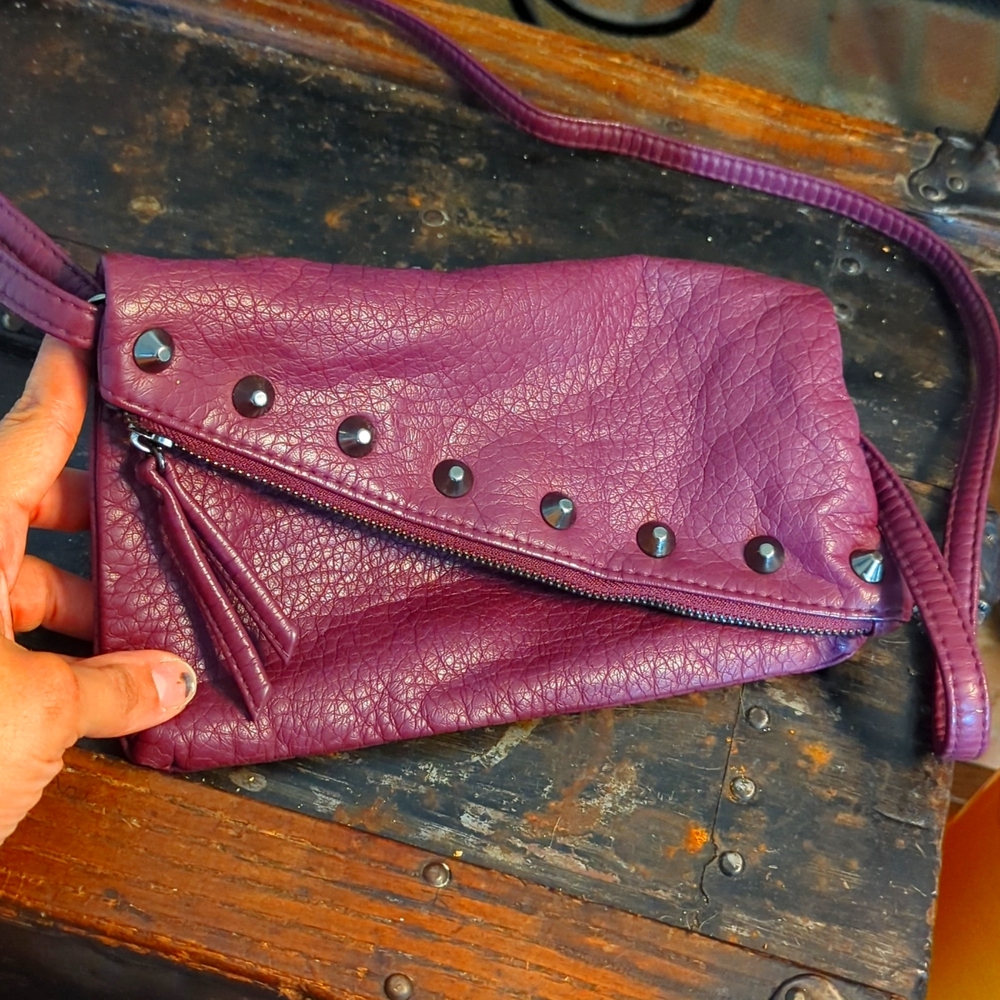 Crossbody purse